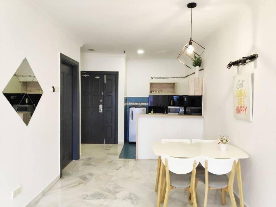 Eco One Bedroom Apartment @ Jalan Ampang, 3 Pax Kuala Lumpur Esterno foto
